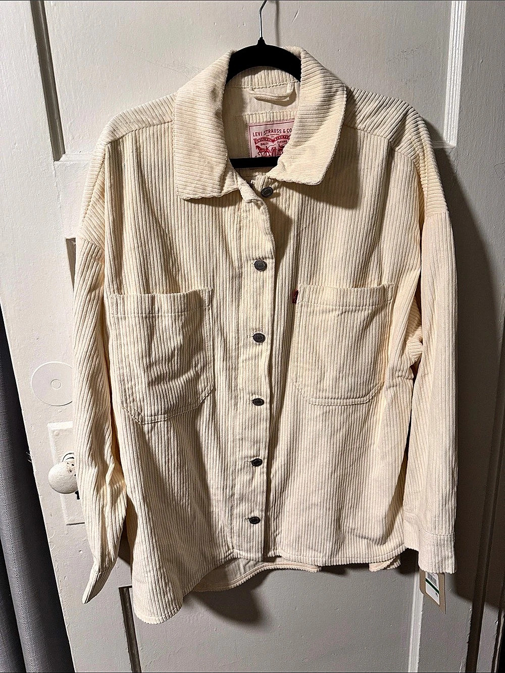 Levi's Women’s 100% Cotton Corduroy Shirt Jacket Butter Cream Shacket Size Large